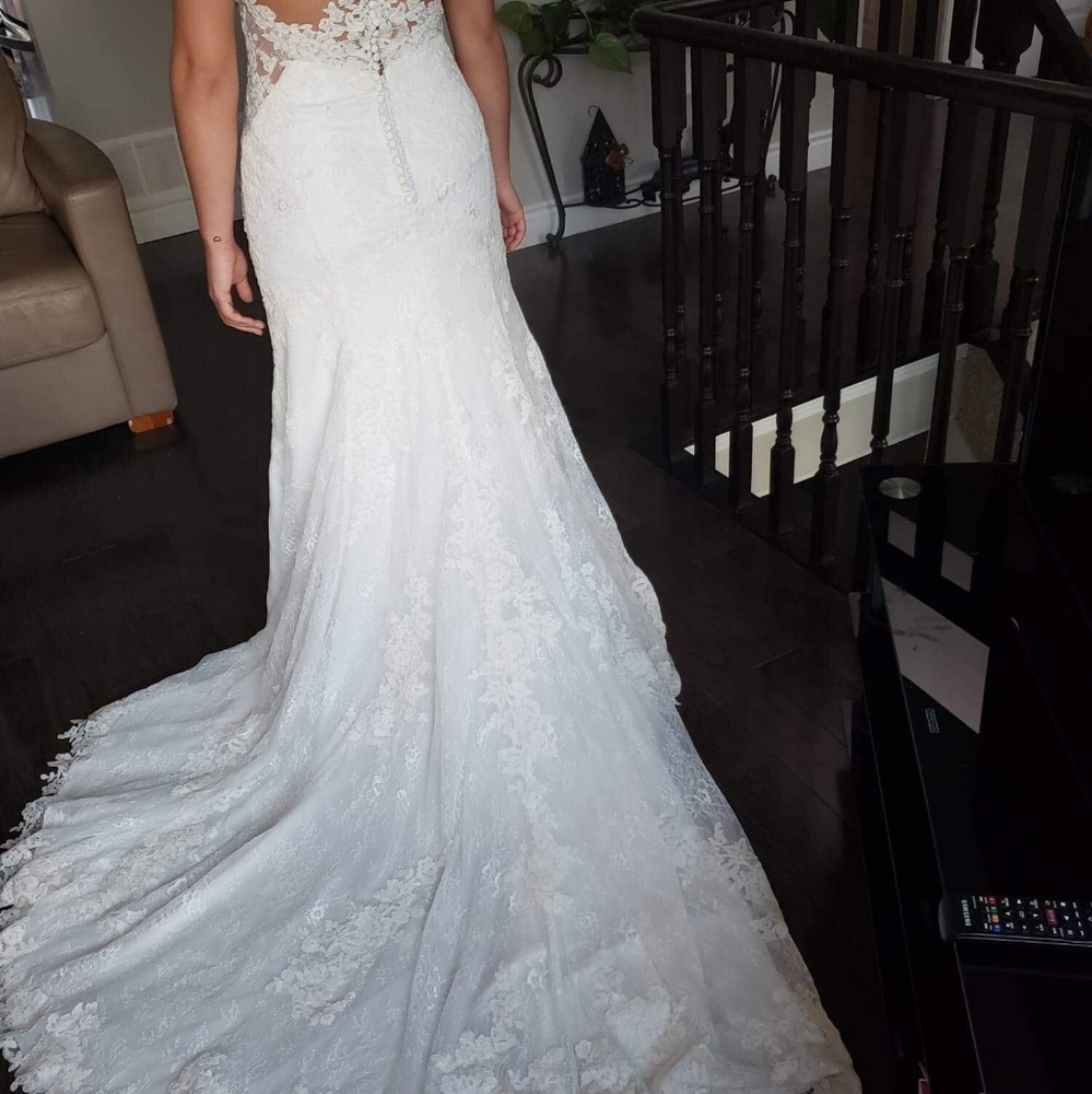 Wedding dress